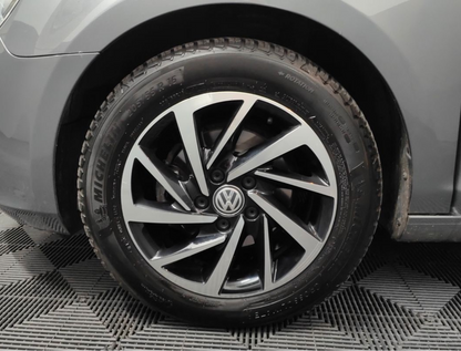 VOLKSWAGEN Golf VI - 1.6 TDI